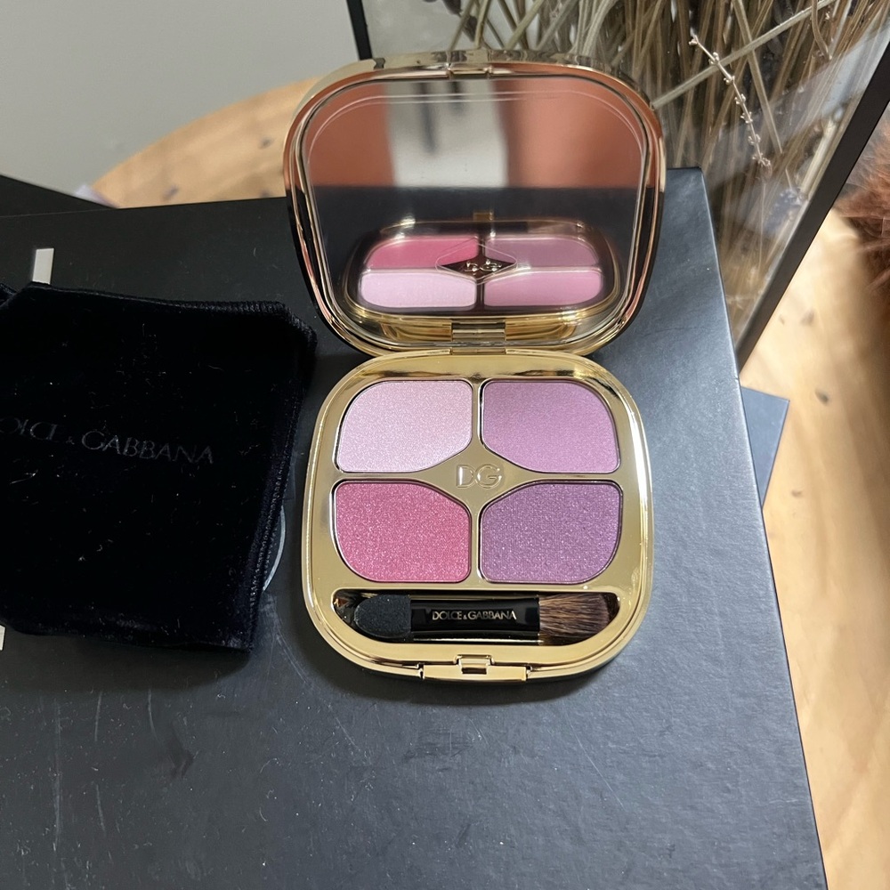 Dolce & Gabbana Eyeshadow Palette - Soft Pink and Rich Purple